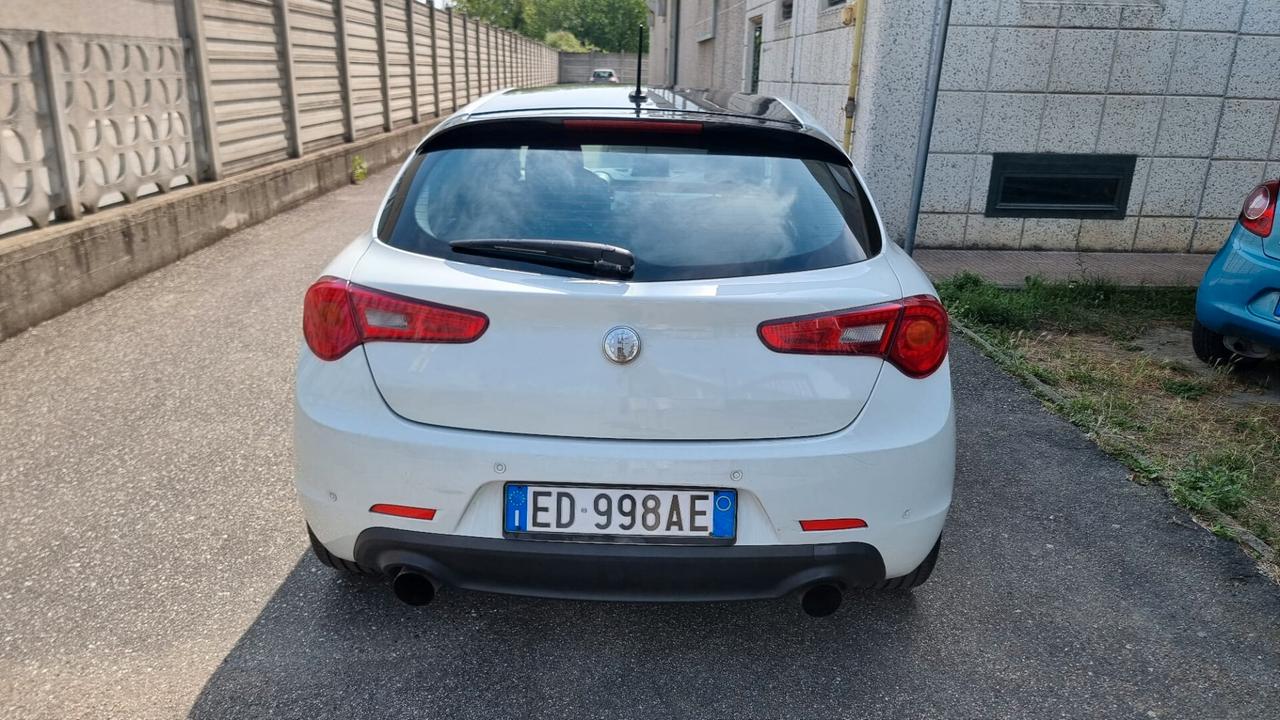 Alfa Romeo Giulietta 2.0 JTDm-2 170 CV