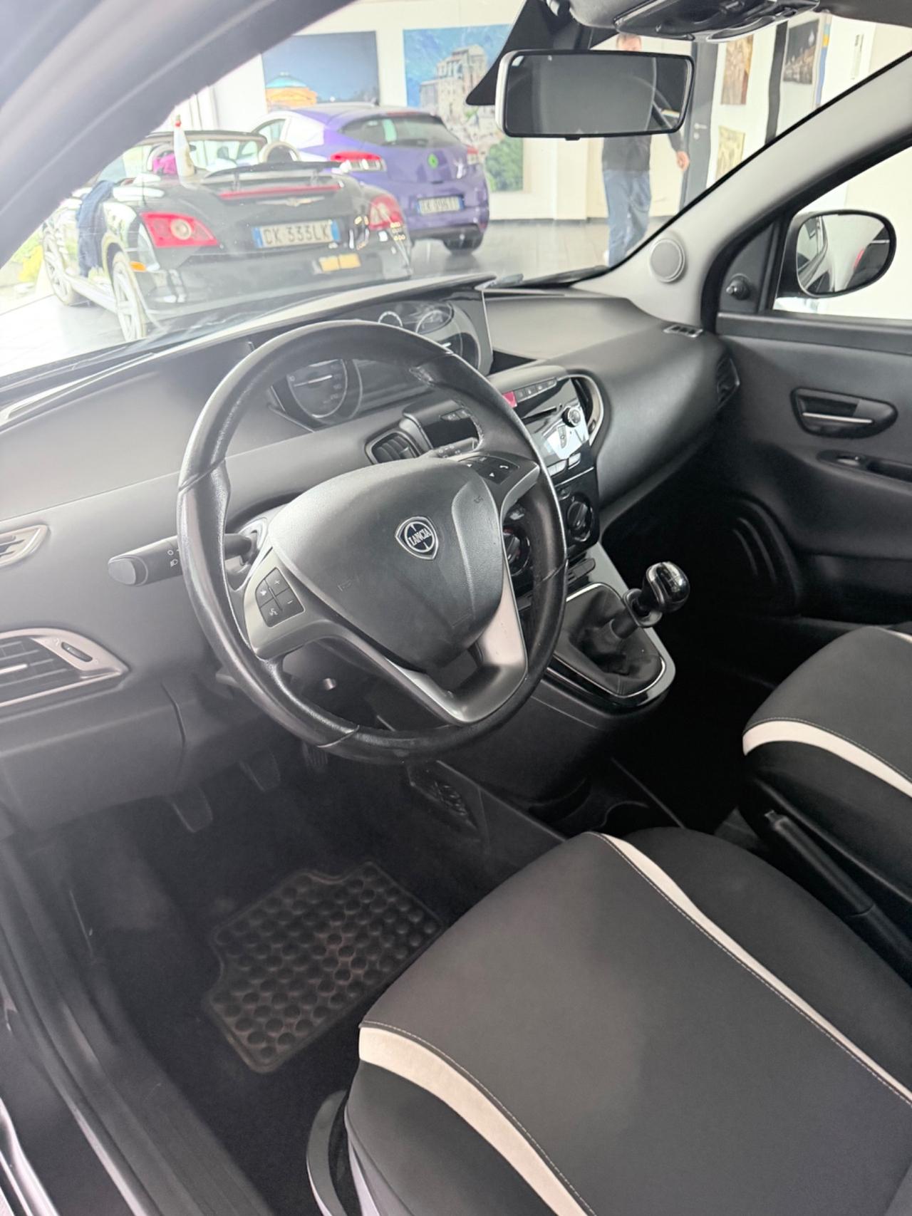 Lancia Ypsilon GPL GPL GPL