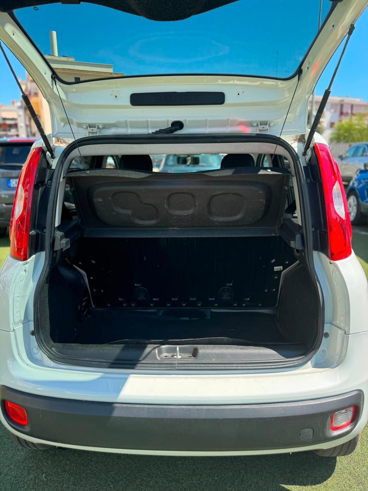 Fiat Panda 0.9 TwinAir Turbo Natural Power Lounge 62kw