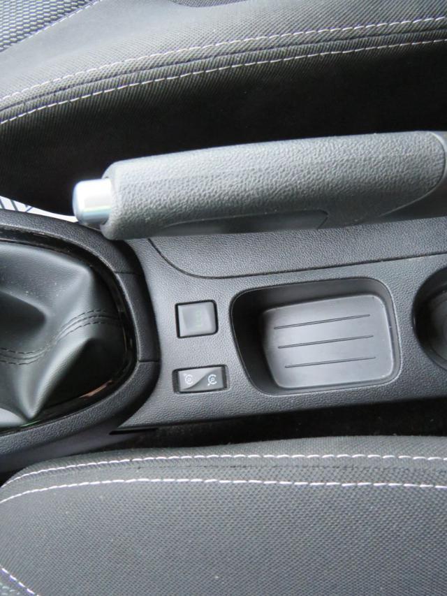 RENAULT Clio Sporter dCi 8V 75 CV Moschino Zen