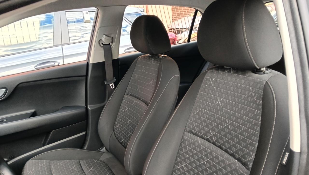 KIA RIO 1.0 HYBRID 31.000 KM- PREZZO PROMO!