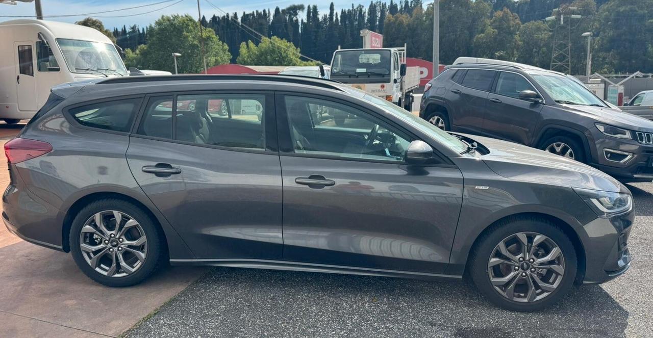 Ford Focus 1.0 EcoBoost Hybrid 125 CV SW ST-Line cambio automatico