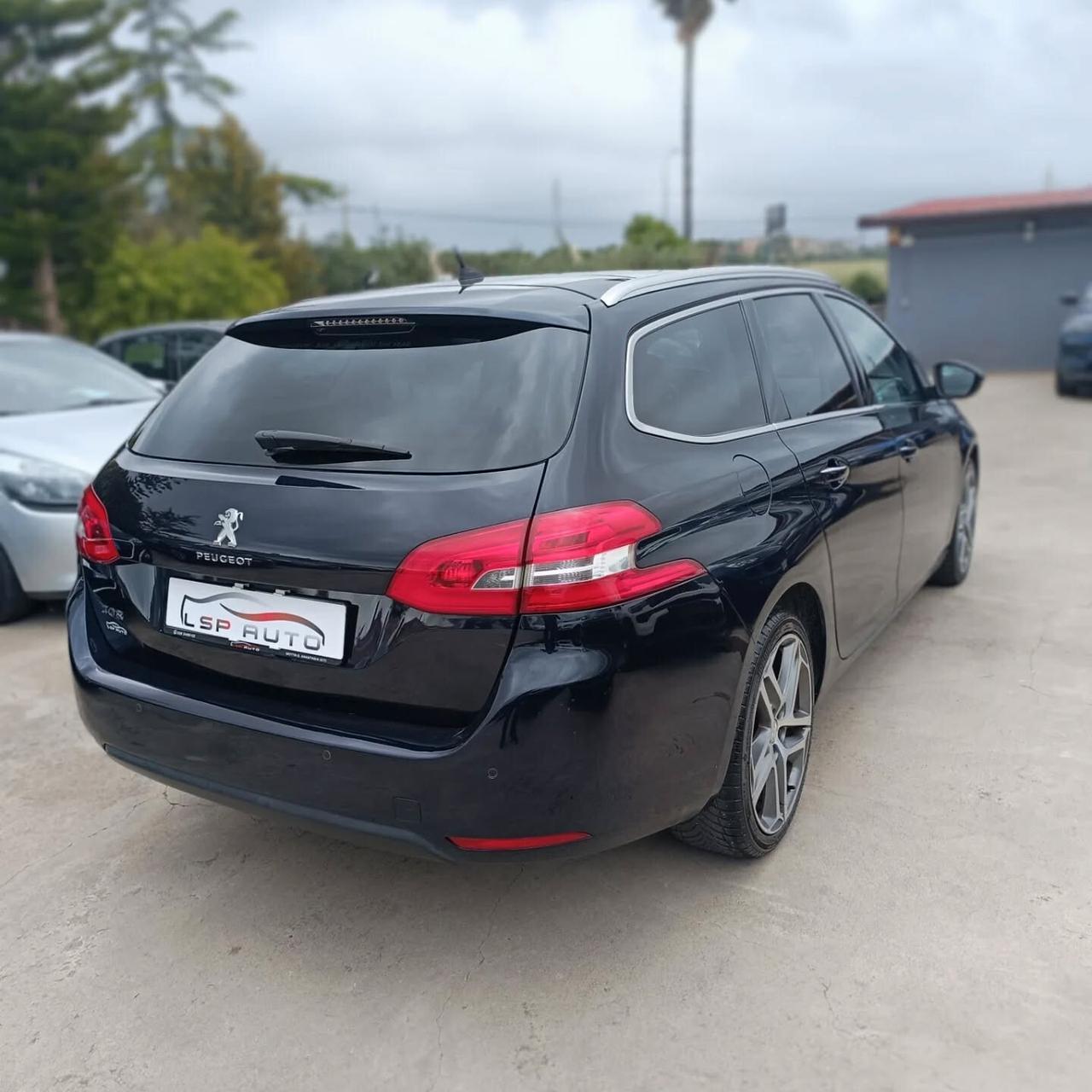 Peugeot 308 1.6 e-HDi 115 CV Stop&Start Allure