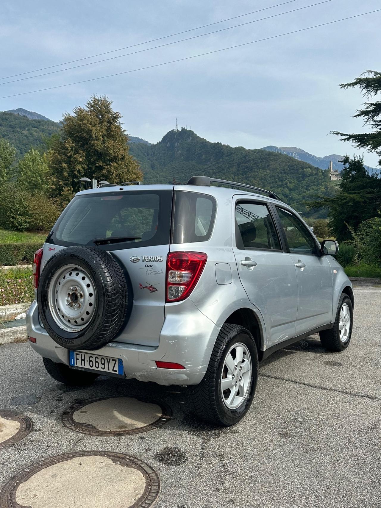 Daihatsu Terios 1.5 benzina 4x4