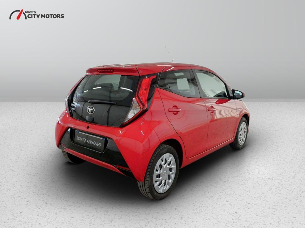 Toyota Aygo 5 Porte 1.0 VVT-i x-play M-MT