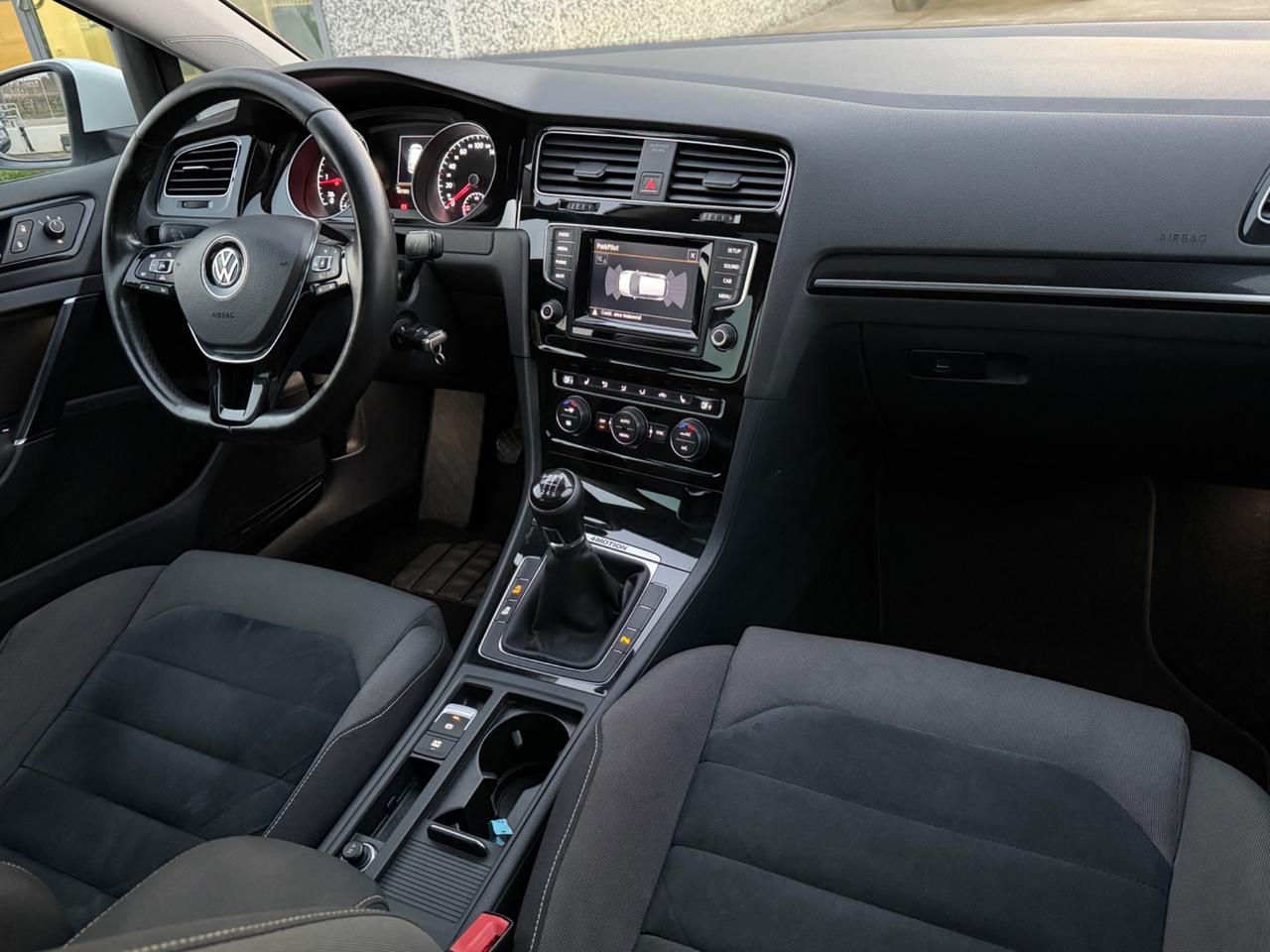 Volkswagen Golf Business 1.6 TDI 5p. 4MOTION Highline BlueMotion Tech.