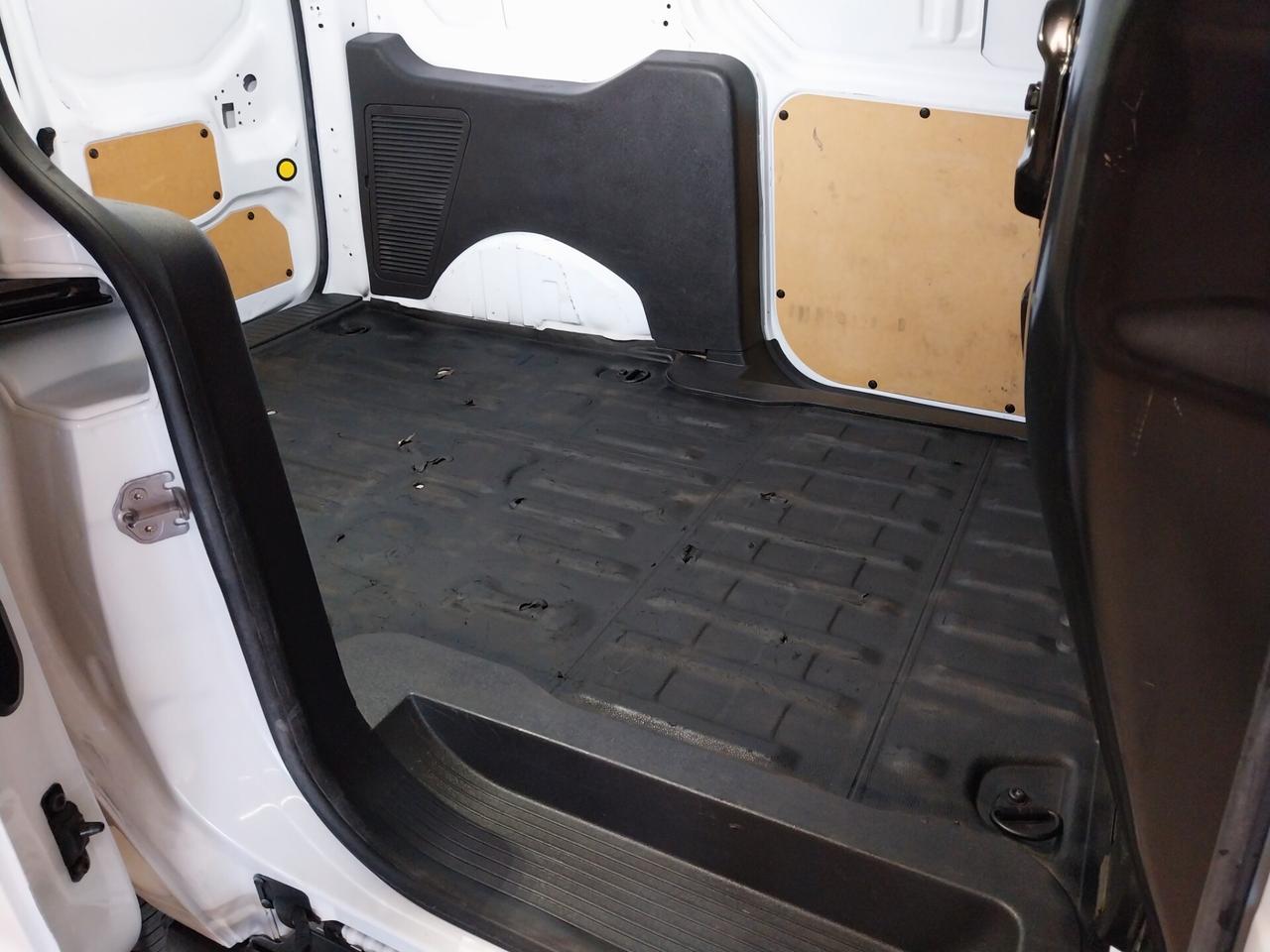 Ford Tourneo Connect 1.5 TDCi 100 CV TREND- ok neopatentati