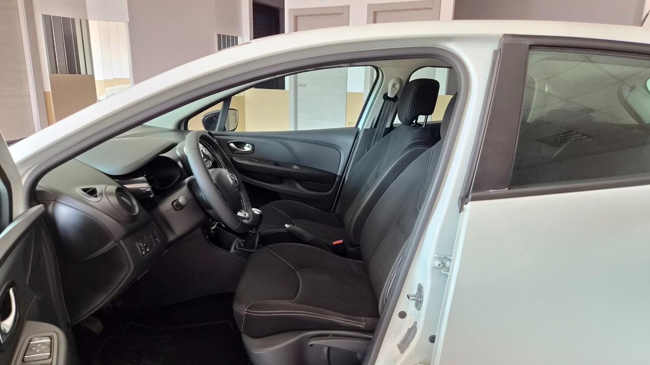 Renault Clio dCi 8V 75 CV Start&Stop 5 porte Energy Intens