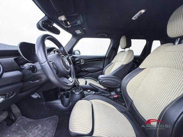 MINI Cooper 5 porte 1.5 Resolute