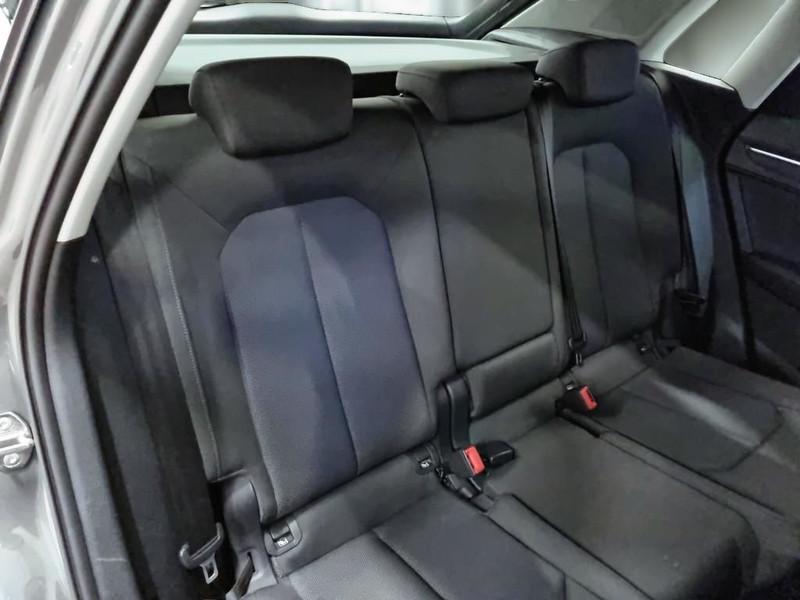 AUDI Q3 35 TDI S tronic Business Advanced
