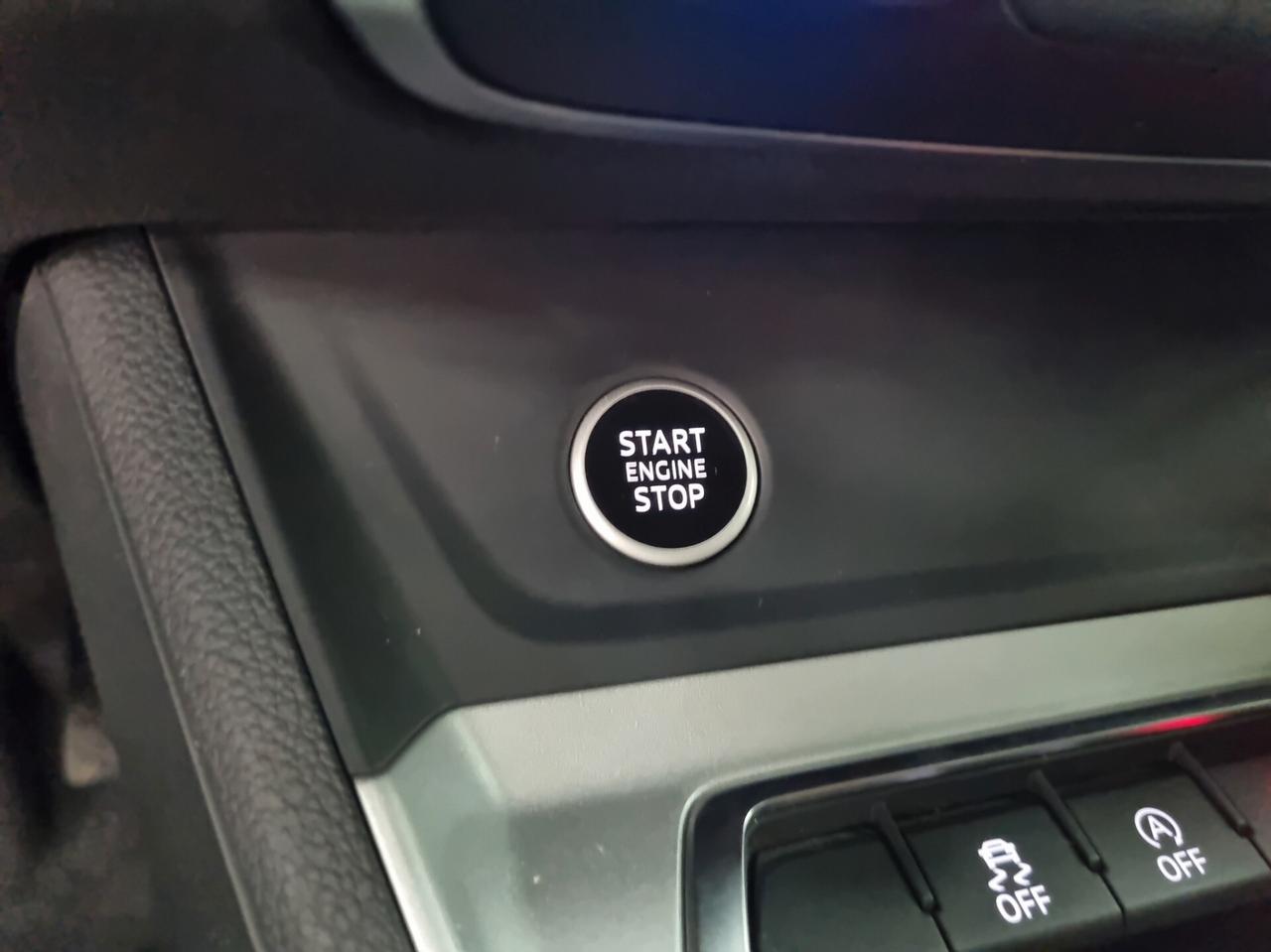 Audi Q3 35 TDI S tronic Business