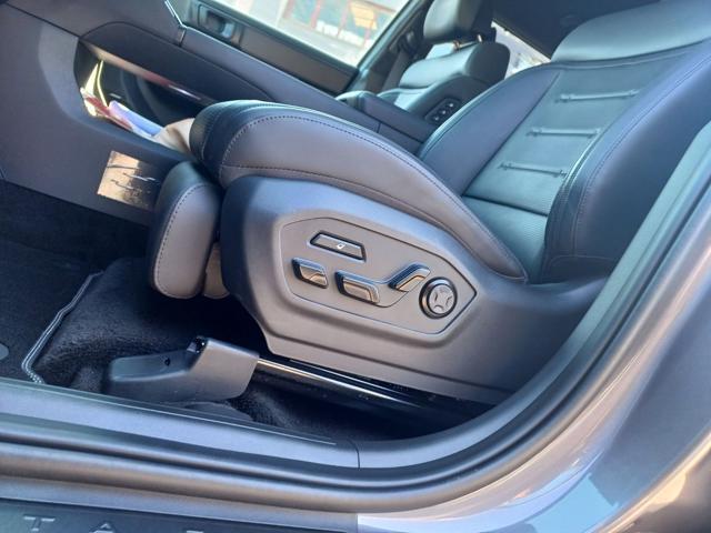 HYUNDAI Santa Fe 1.6 T-GDi PHEV 4WD AT 5P XClass Calligraphy Pack
