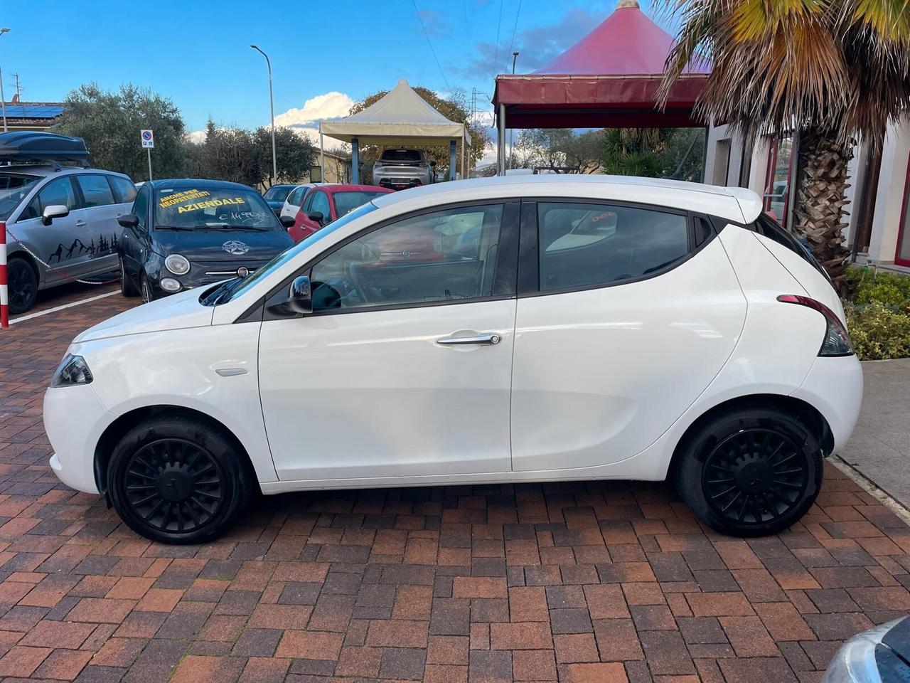 Lancia Ypsilon 1.2 GPL