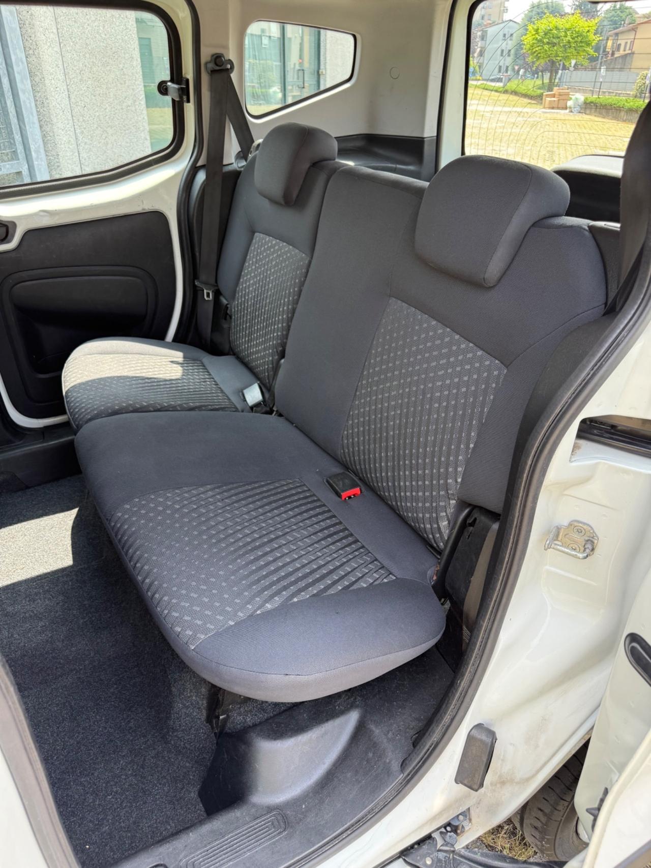 Peugeot Bipper Tepee Mix 1.3 HDi 75CV FAP Autocarro 4 Posti Clima
