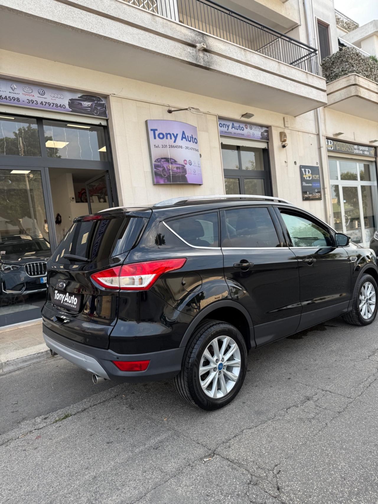 Ford Kuga 2.0 tdci Titanium 4wd 140cv powershift NAVI,PELLE,CAMBIO AUTOMATICO SOSTITUITO NUOVO 05/2025