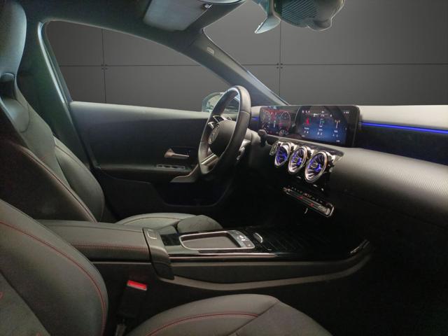 MERCEDES-BENZ A 180 d Automatic AMG Line Premium