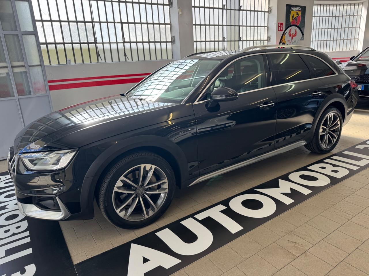 Audi A4 allroad 40 TDI 190 CV S tronic Identity Contrast