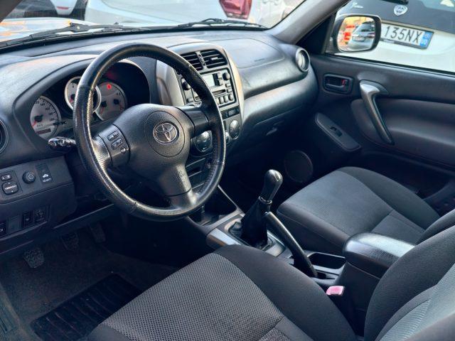 TOYOTA RAV 4 RAV4 2.0 Tdi D-4D cat 3 porte Sol