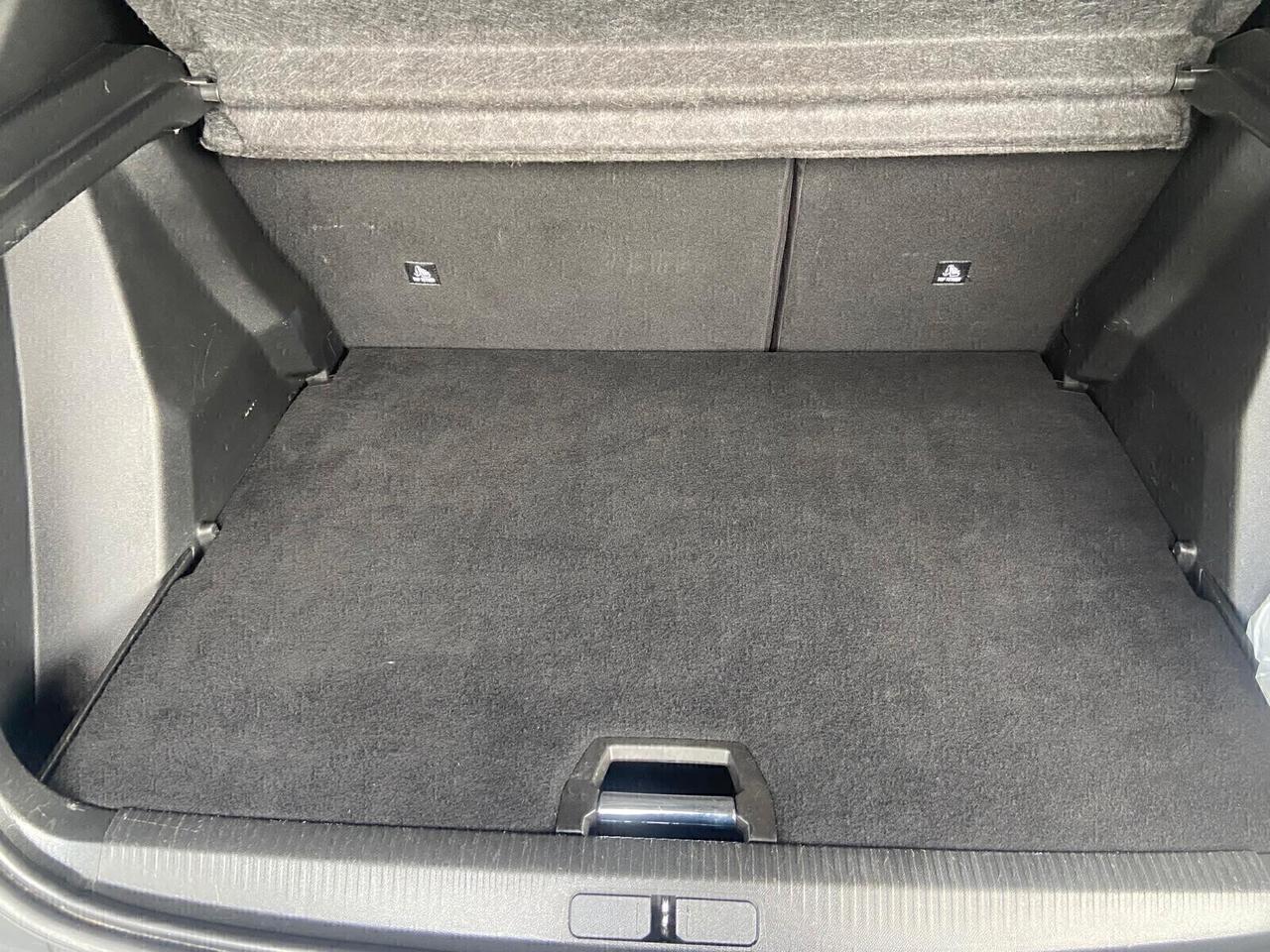 Peugeot 2008 PureTech 130 S&S EAT8 Active Pack