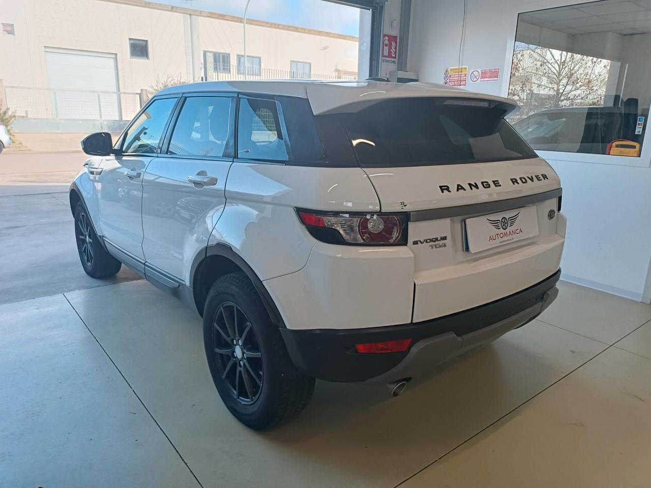 Land Rover Range Rover Evoque Range Rover Evoque 2.2 TD4 5p. Pure Tech Pack Launch Edition