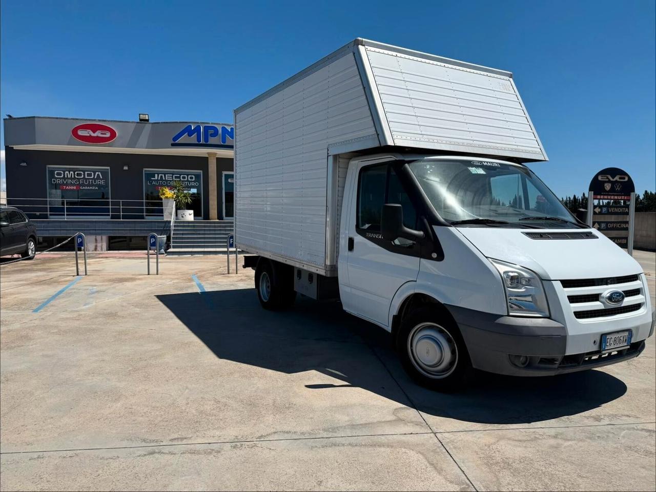 FORD TRANSIT 350M 2.4 TDCI / 140 PM-RG CABINATO