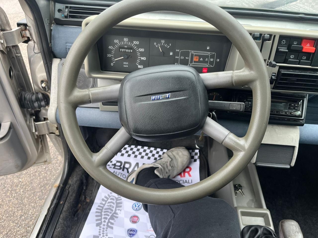 Fiat Panda 900 i.e. cat Hobby Gancio traino