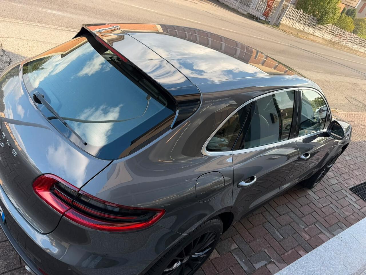 Porsche Macan 3.0 Diesel S / Book Service