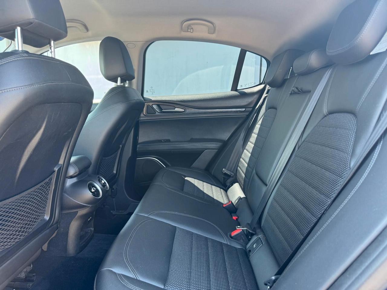 Alfa Romeo Stelvio 2.2 Turbodiesel 210 CV