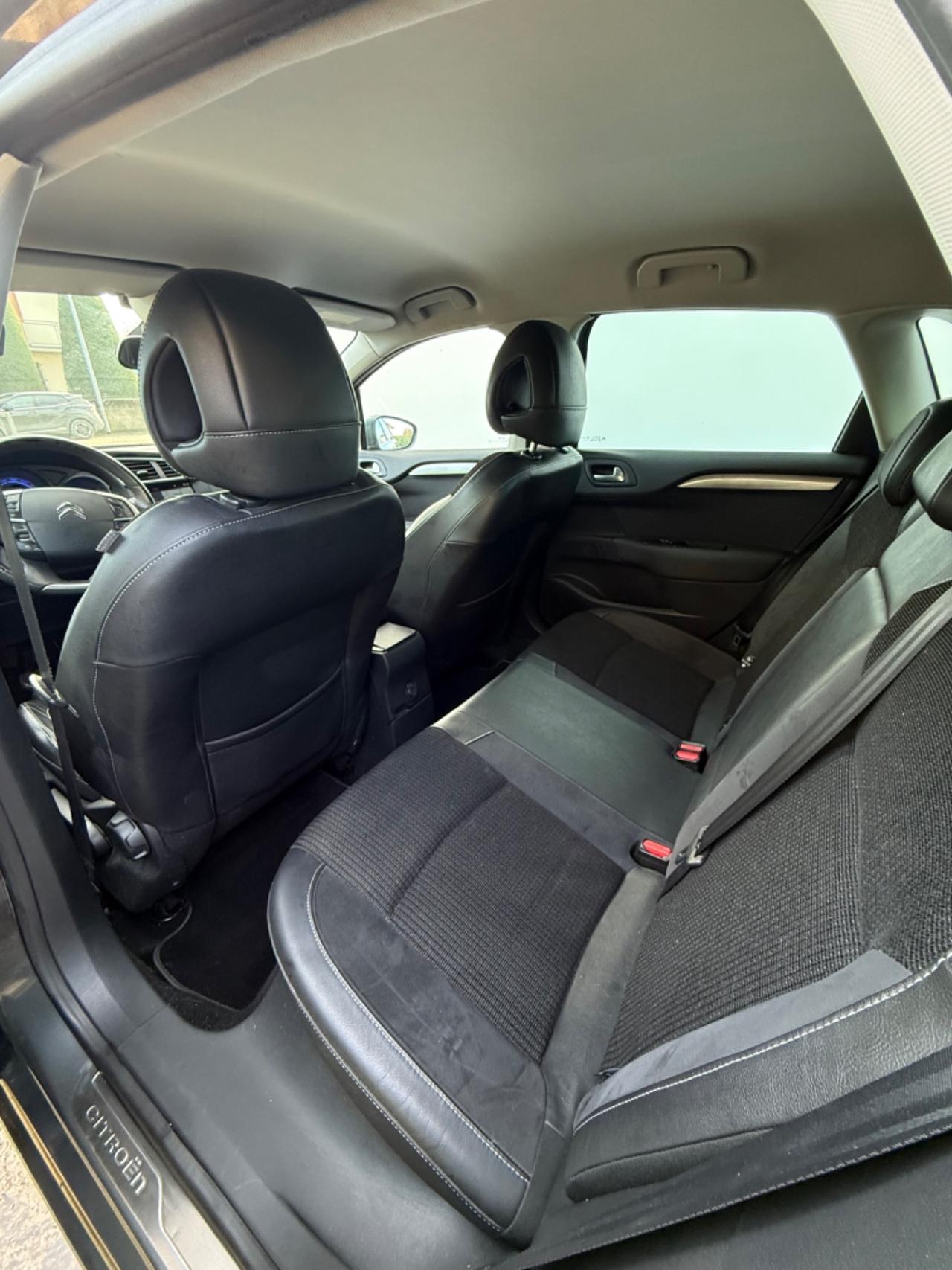 Citroen C4 1.6 HDi FULL OPT POCHI KM NEOPATENTATI