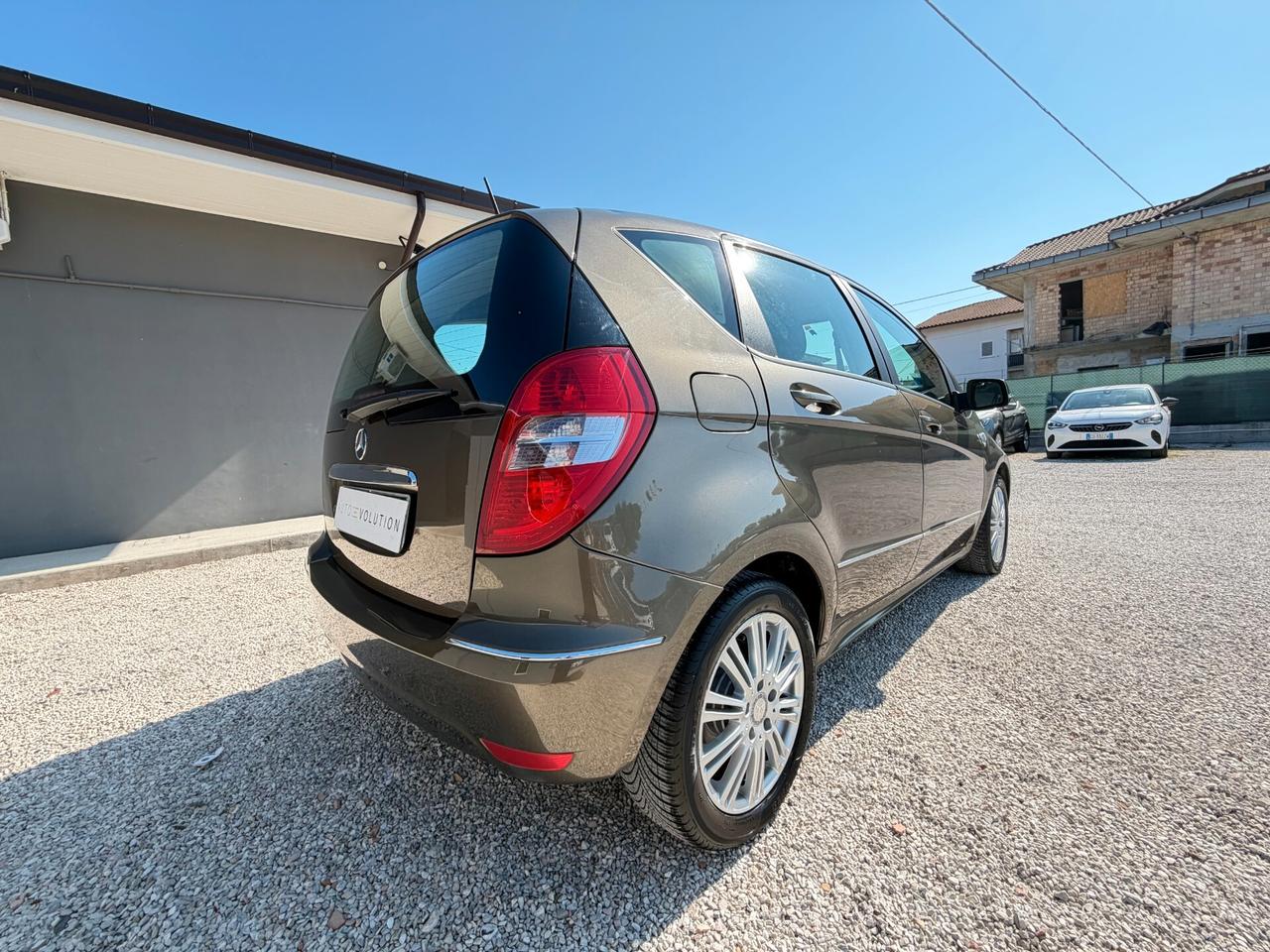 Mercedes-Benz A 180 CDI Elegance AUTOMATICA 135.256 km