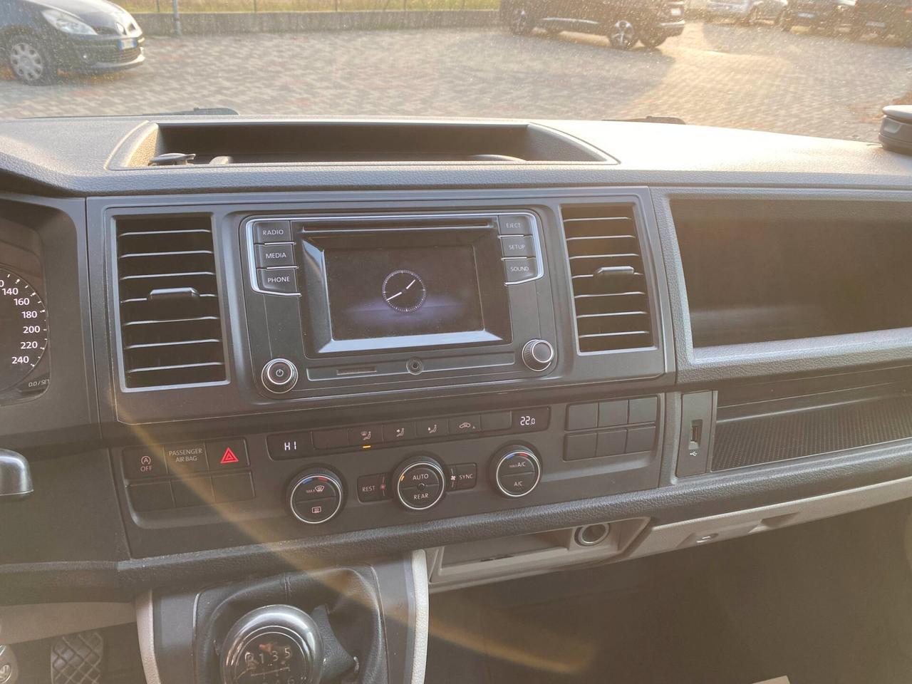 Volkswagen Transporter 2.0 TDI PC Kombi