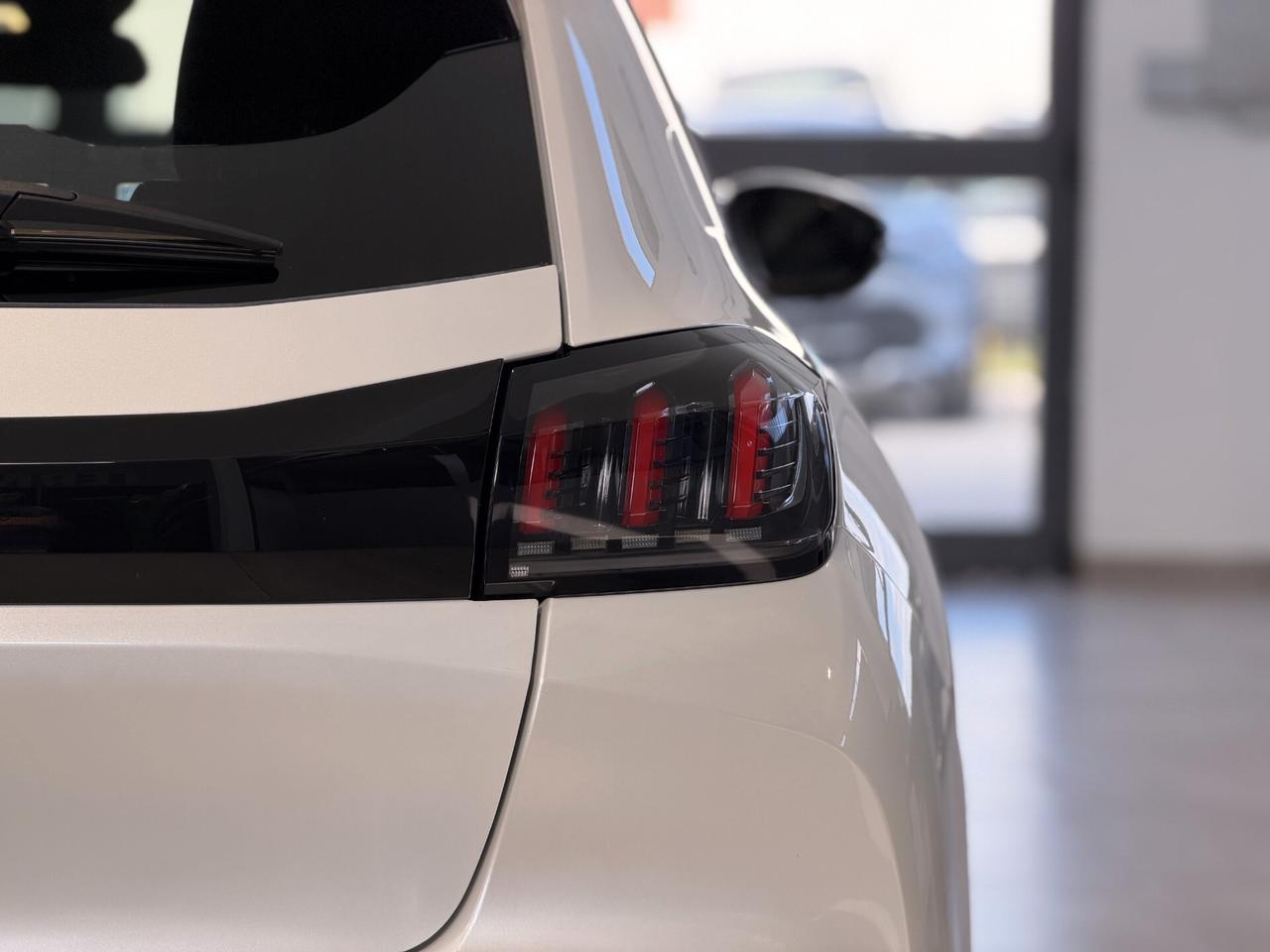 Peugeot 208 PureTech 100 Stop&Start EAT8 5 porte Allure