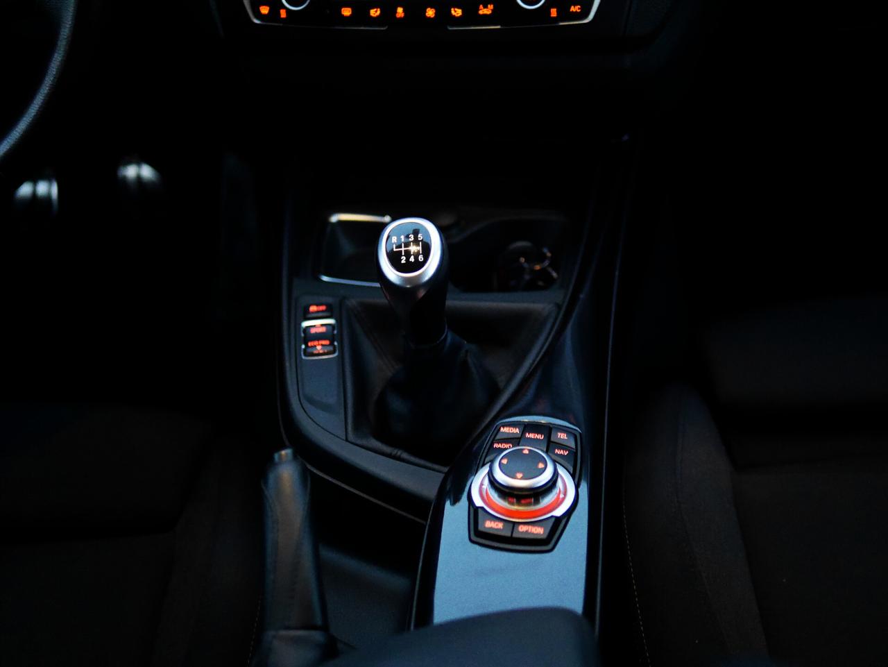 Bmw 120 120d xDrive 5p. Business Advantage