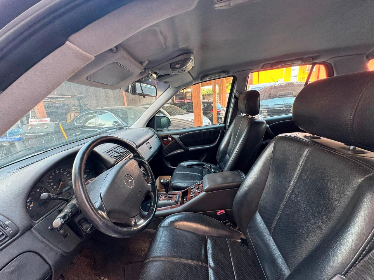Mercedes-benz ML 270 turbodiesel cat CDI MOTORE CON VALVOLA BLOCCATA – VENDITA INTERA PER RICAMBI