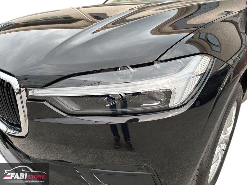 Volvo XC60 B4 AWD 211 Cv Geartronic Momentum Pro
