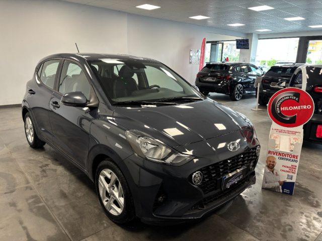 HYUNDAI i10 1.0 Benzina Tech Full Optional