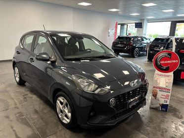 HYUNDAI i10 1.0 Benzina Tech Full Optional