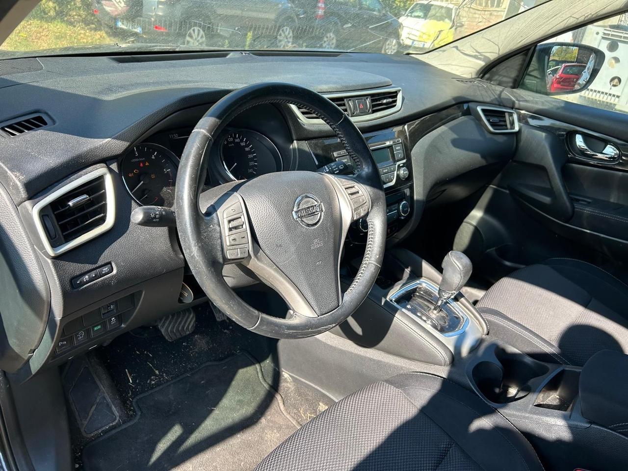 Nissan Qashqai 1.6 dCi AUTOMATICO POCO INCIDENTATO