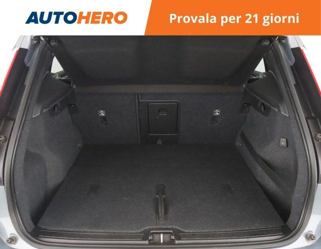 VOLVO XC40 D3 Geartronic Momentum Pro