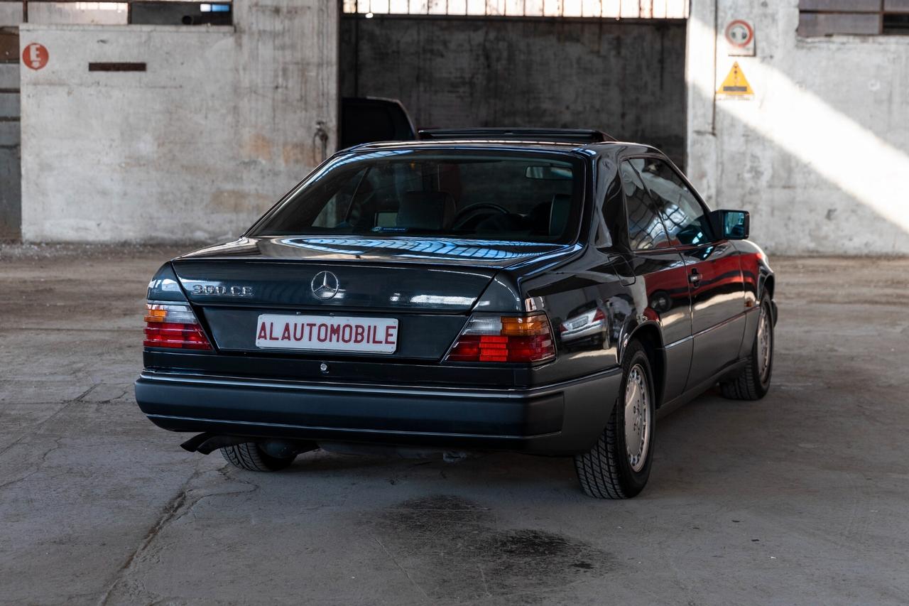 Mercedes-benz 300 CE cat Coupé