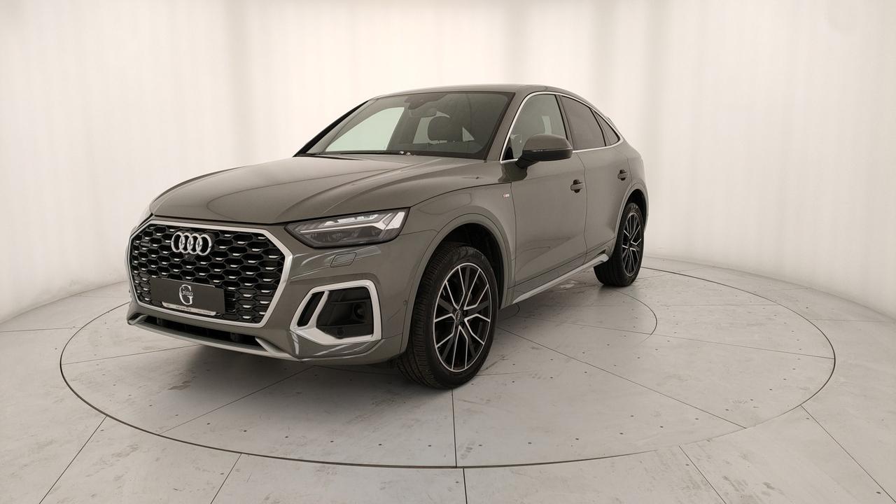AUDI Q5 Sportback 40 2.0 tdi mhev 12V S lin