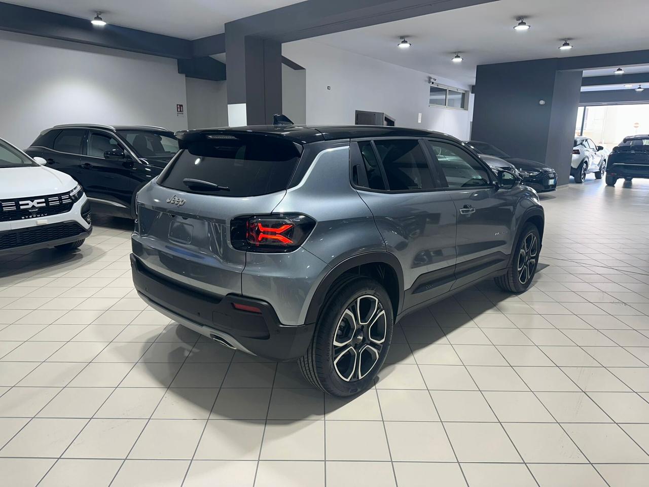 Jeep Avenger 1.2 Turbo 100 CV Summit