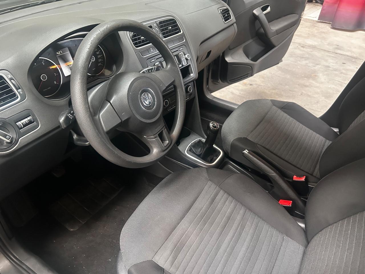 Volkswagen Polo 1200 benzina neopatentati