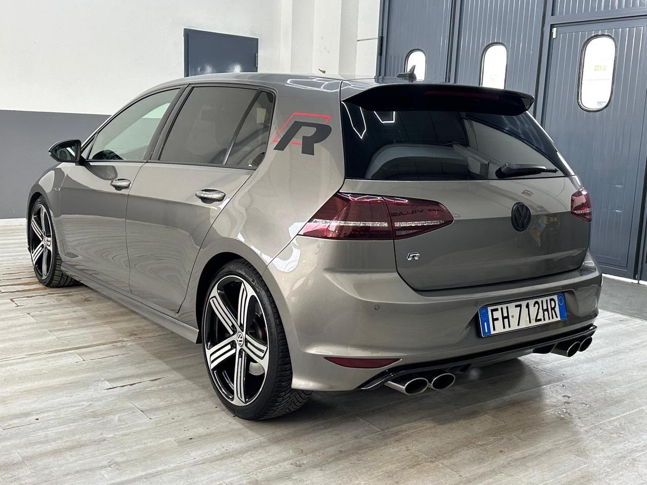 Volkswagen Golf R 2.0 DSG 5p.