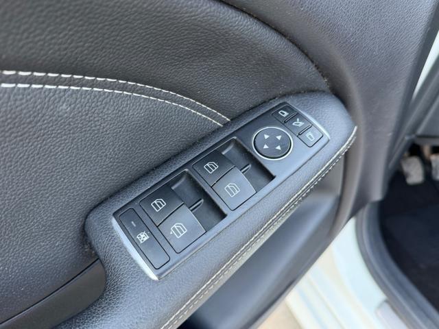 MERCEDES-BENZ B 180 SPORT+NAVI+LED+RCAM+PELLE-TEX+CRUISE+17BLACK