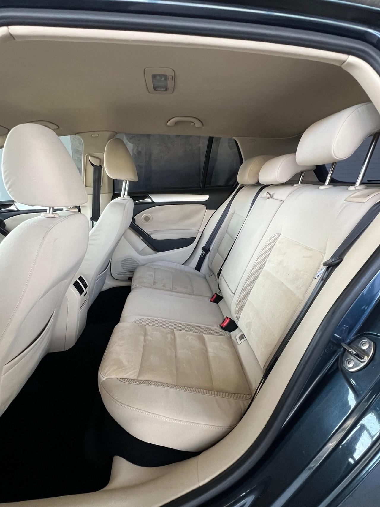 Volkswagen Golf 2.0 TDI 140CV DPF DSG 5p. Highline