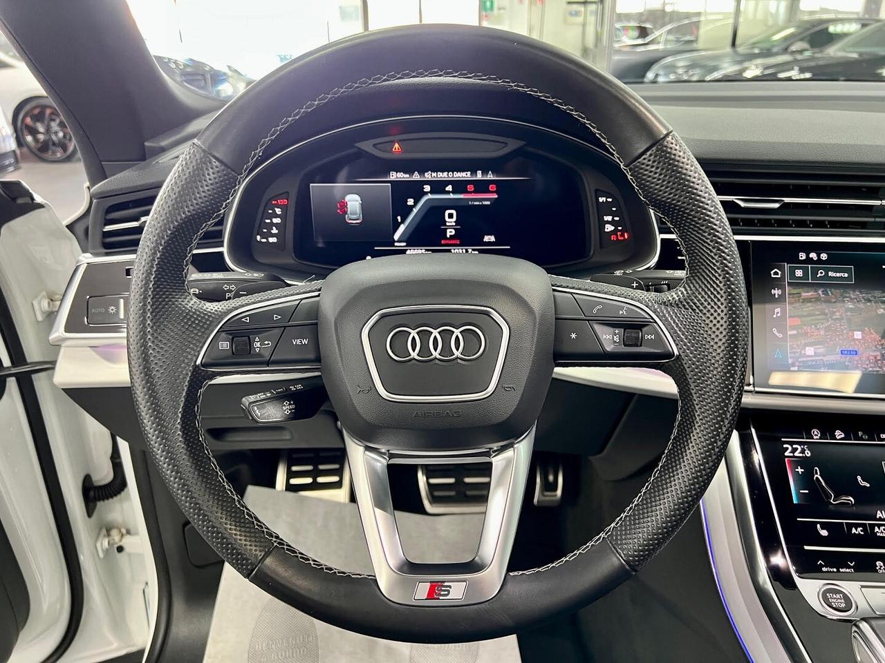 Audi Q8 Q8 50 3.0 quattro tiptronic S line mhev