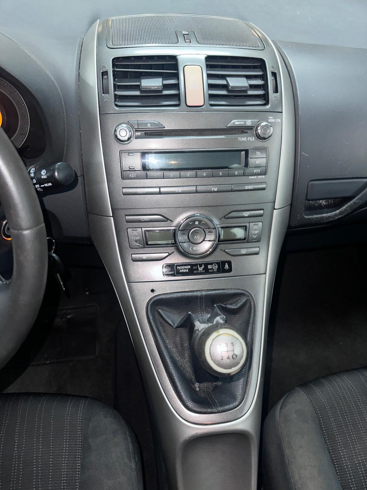 Toyota Auris 1.4 D-4D 5 porte Sol MY'08 2008