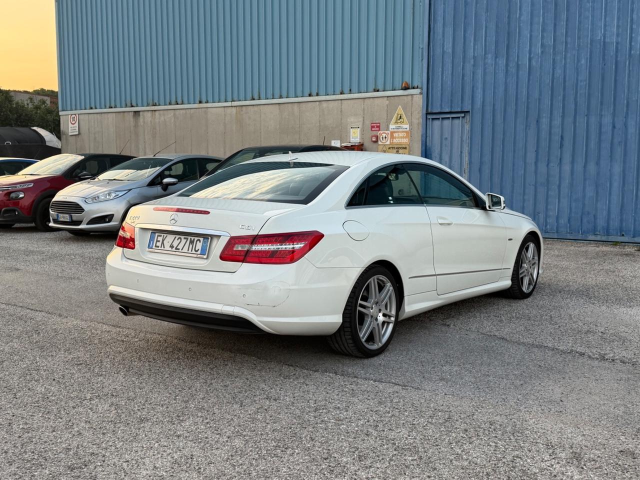 Mercedes-benz E 220 CDI BlueEFFICIENCY Elegance