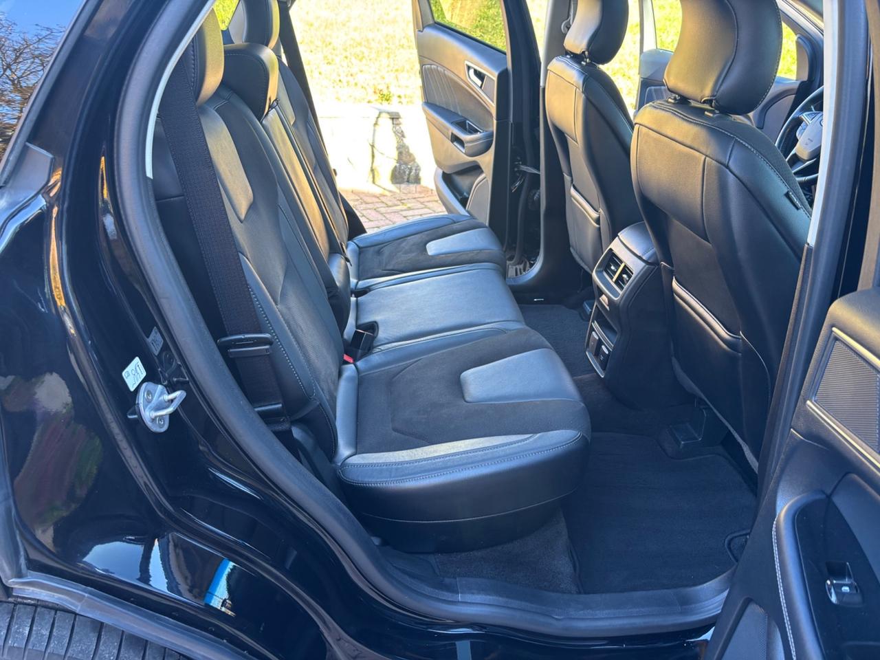 Ford Edge 2.0 TDCI 210 CV AWD (4X4) S&S Powershift ST Line